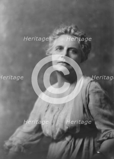 Mrs. Rosa Ingraham, portrait photograph, 1919 Aug. 4. Creator: Arnold Genthe.