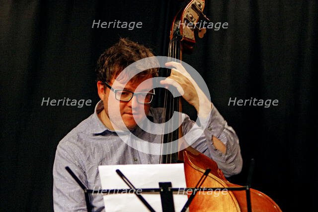 Conor Chaplin, Ari Hoenig Trio, Verdict Jazz Club, Brghton, East Sussex, 6th Oct. 2021. Creator: Brian O'Connor.