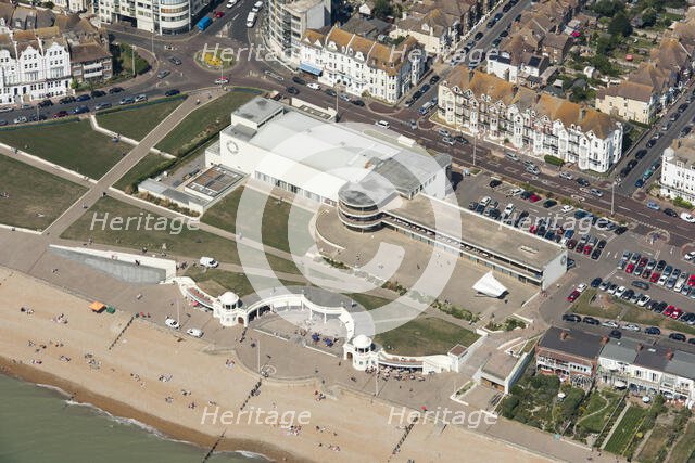 The De La Warr Pavilion and The Colonnade, Bexhill, East Sussex, 2016. Creator: Damian Grady.
