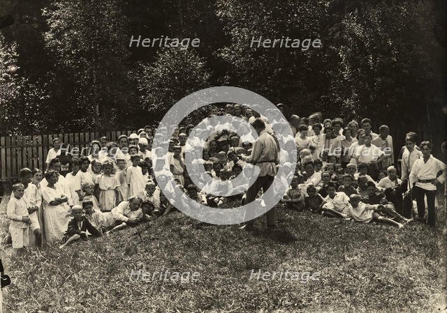 Jewish exemplary children's commune in Malakhovka near Moscow - General meeting..., 1921-1922. Creator: Unknown.