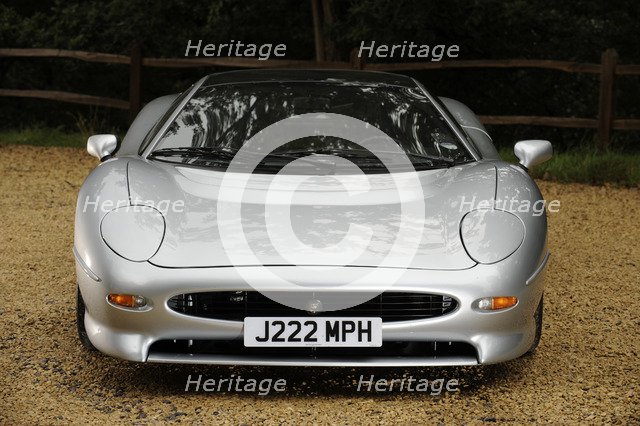 Jaguar XJ220R 1993. Artist: Simon Clay.