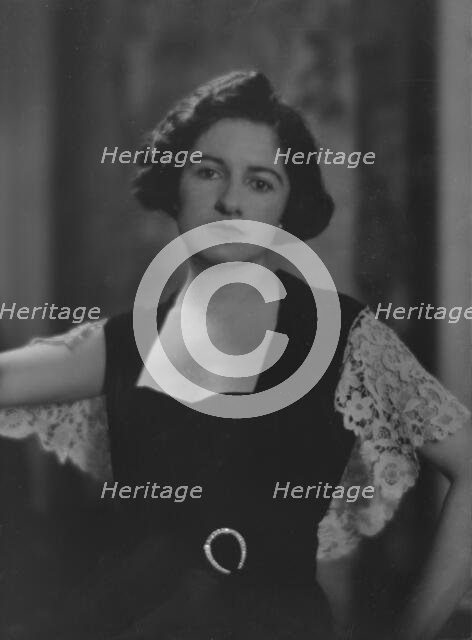 Mrs. Allan Wellman, portrait photograph, 1917 Dec. 6. Creator: Arnold Genthe.