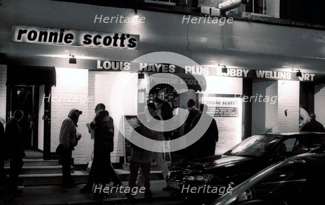 Ronnie Scott's, London, 2001. Artist: Brian O'Connor