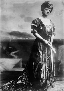Mrs. J. Speyer, 1910. Creator: Bain News Service.