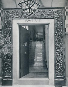 'View into Sir L. Alma-Tadema's Studio through the Entrance Door', late 19th century. Creator: Unknown.