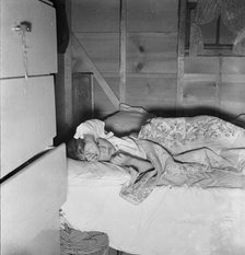 Sick child of young couple who migrated to Oregon..., Merrill, Klamath County, Oregon, 1939. Creator: Dorothea Lange.