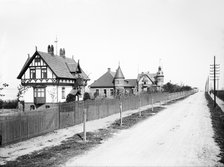 Private houses by the seafront, Landskrona, Sweden, 1910. Artist: Unknown