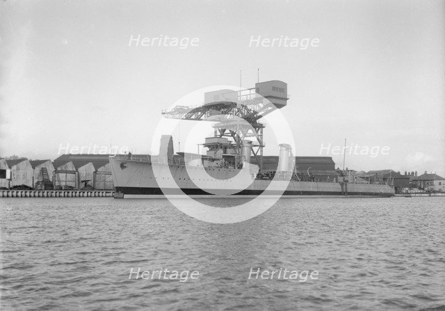 The 1st Argentine Destroyer 'Mendoza' built by J Samuel White & Co in Cowes, Isle of Wight, 1928. Creator: Kirk & Sons of Cowes.