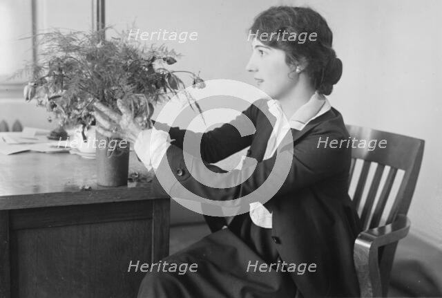 Mrs. Earl Carroll, between c1915 and c1920. Creator: Bain News Service.