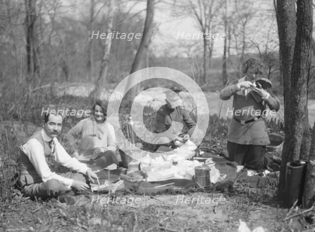 Picnic with Martha Hedman and friends, between 1912 and 1919. Creator: Arnold Genthe.