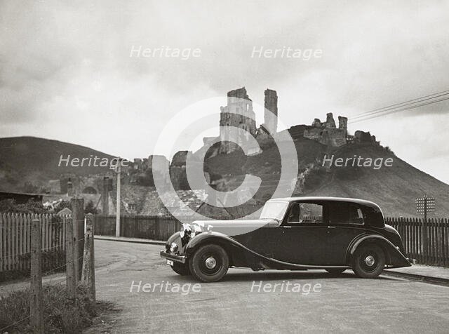 1938 Daimler 4.5 litre saloon at Corfe Castle, Dorset. Creator: Unknown.