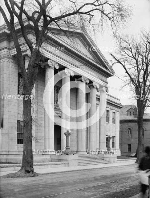 Entrance to new probate house, Salem, Mass., between 1909 and 1920. Creator: Unknown.