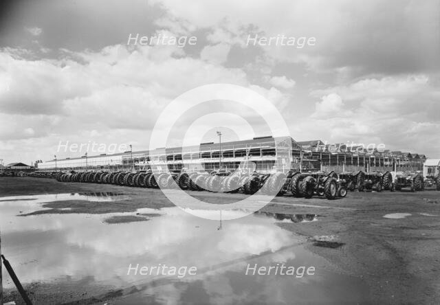 Ford Motor Works, Barking and Dagenham, Greater London Authority, 11/08/1960. Creator: John Laing plc.