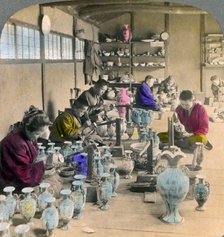 Decorating Awata porcelain ware in the famous Kinkosan works, Kyoto, Japan, 1904. Artist: Underwood & Underwood