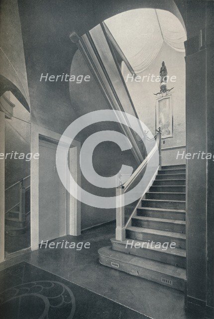 'Staircase and hall of Finella by architect Raymond McGrath (1903-1977)', 1930. Artist: Unknown.