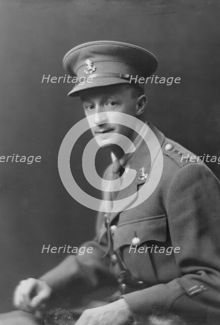 Captain L.C. Ravencroft, portrait photograph, 1918 Aug. 19. Creator: Arnold Genthe.