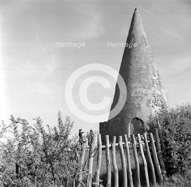 Sugar Loaf, Dallington, East Sussex, 1945-1980. Artist: Eric de Maré