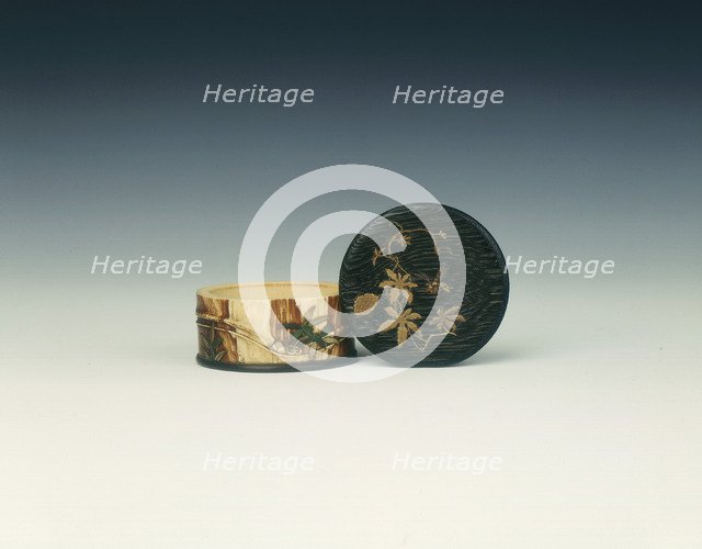 Lacquered wood and ivory Shibayama circular box, late Edo period, Japan, early 19th century. Artist: Unknown