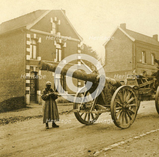 Heavy artillery, c1914-c1918. Artist: Unknown.