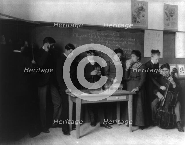 Carlisle Indian School, Carlisle, Pa. Classroom experiment in physics, 1901. Creator: Frances Benjamin Johnston.