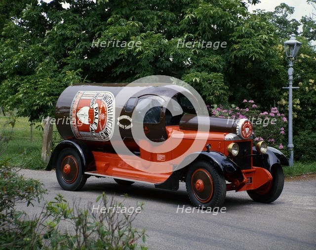 1927 Daimler Bottle Van. Creator: Unknown.