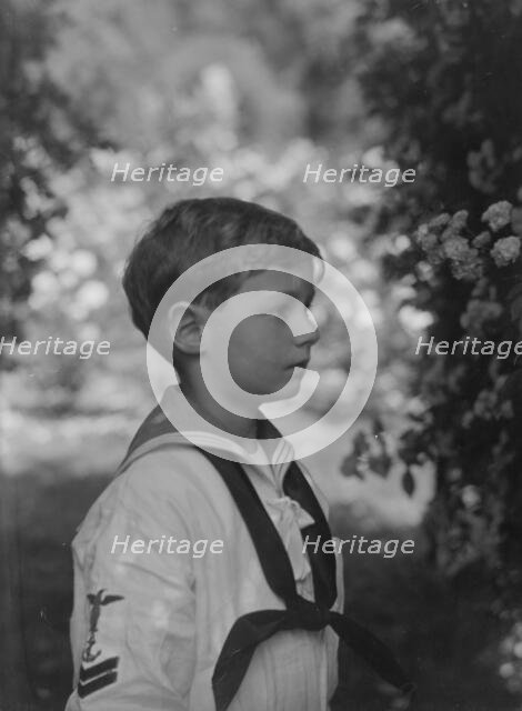 Untermeyer [i.e. Untermyer] child, portrait photograph, 1915 June. Creator: Arnold Genthe.