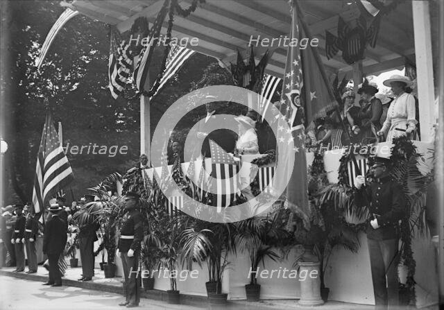 Preparedness Parade - Reviewing Stand. President And Mrs. Wilson; Secretary And Mrs. Lansing...,1916 Creator: Harris & Ewing.