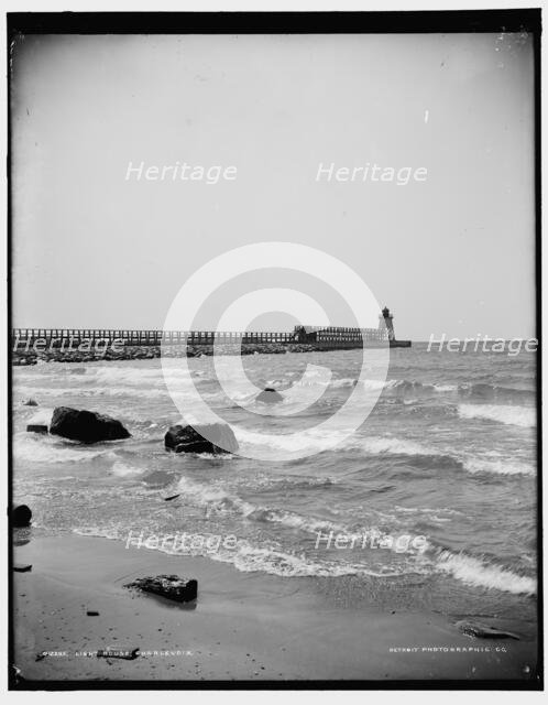 Light house, Charlevoix, between 1890 and 1901. Creator: Unknown.