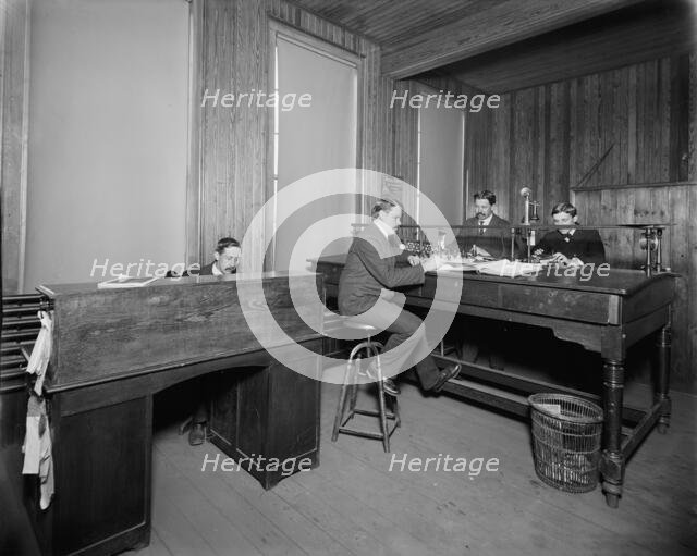 Shipping office, Leland & Faulconer Manufacturing Co., Detroit, Mich., 1903 Nov. Creator: Unknown.
