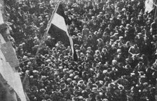 'Deux incidents en Suise; Trois Instantanes de l'incident du drapeau Allemand de...,1916. Creator: Unknown.