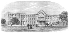 New hotel at Cairo, erected by the Oriental Hotels Company, 1871. Creator: Unknown.