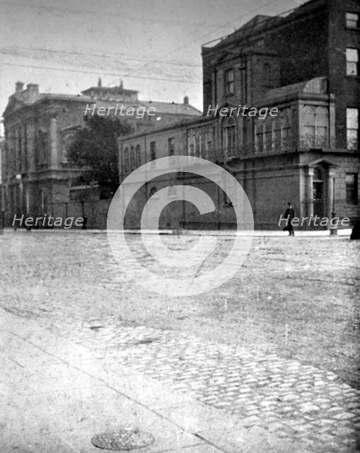 1, Merrion Square, Dublin, Ireland: the house where Oscar Wilde was born in 1854, (1906).  Creator: Unknown.