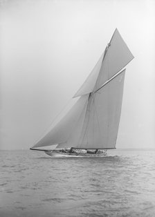The 19-metre cutter 'Norada' sailing close-hauled, 1913. Creator: Kirk & Sons of Cowes.