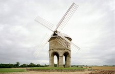 Chesterton windmill, Warwickshire, July 1999. Artist: EH/RCHME staff photographer