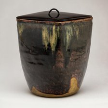 Takatori-Ware Water Jar (Mizusashi), 19th century. Creator: Unknown.