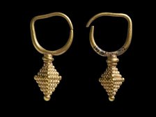 Pair of gold earrings, Parthian, c2nd century. Artist: Unknown.