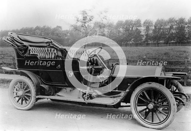 1909 Nagant - Hobson. Creator: Unknown.
