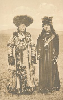 Matchmaker and bride. Kachinki, 1904-1917. Creator: Unknown.