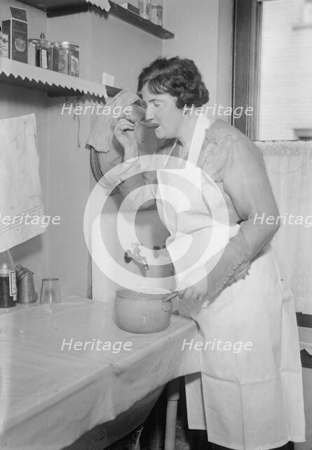 Olive Kline, between c1915 and c1920. Creator: Bain News Service.