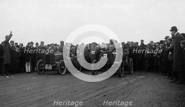 Darracqs at 1902 Bexhill speed trials. Creator: Unknown.