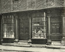 'A fine shop in Artillery Row, Houndsditch, London, of the latter half of the eighteenth century', ( Artist: Unknown.