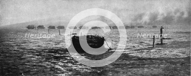 'Nos chars d'assaut; Le retour des chars, le soir du 16 avril', 1917. Creator: Unknown.