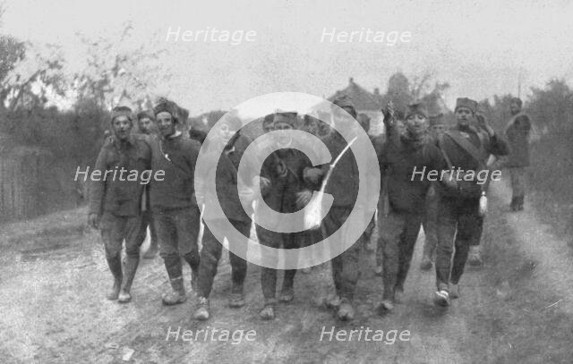 'La resistance Serbe; Les jeunes serbes appelees a l'armee quittent leurs villages...1915 (1924). Creator: R. Marianovitch.