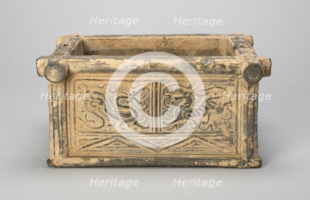 Rectangular Wellhead, Han dynasty (206 B.C.-A.D. 220), 1st century B.C./A.D. Creator: Unknown.
