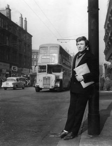 English actor Albert Finney in Glasgow to learn more about the theatre, Scotland, 1963. Artist: Unknown