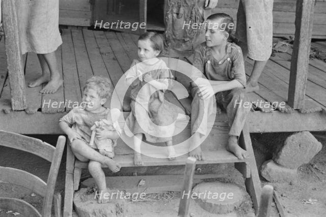 Tengle children, Hale County, Alabama, 1936. Creator: Walker Evans.