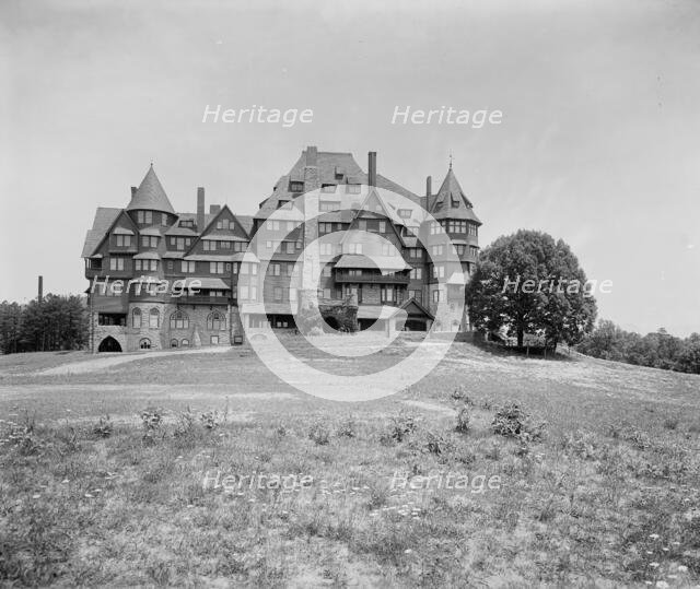 Kenilworth Inn, Asheville, N.C., c1902. Creator: William H. Jackson.