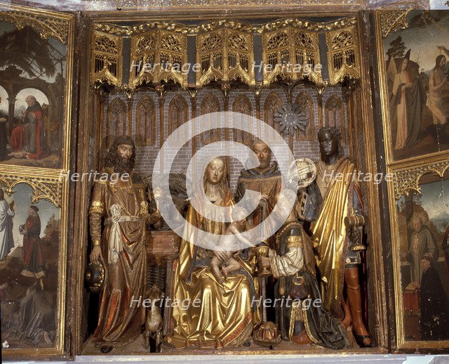 Triptych with the theme of the Epiphany, Gothic work in polychromed wood and related to the Gil o…
