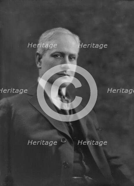 Cornwell, H.C. de Vere, Dr., portrait photograph, 1917 May 19. Creator: Arnold Genthe.