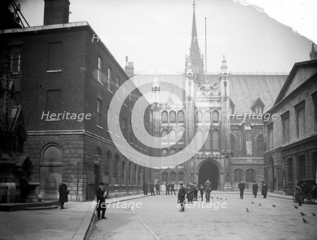 Entrance front of the Guildhall, London, c1905. Artist: Unknown
